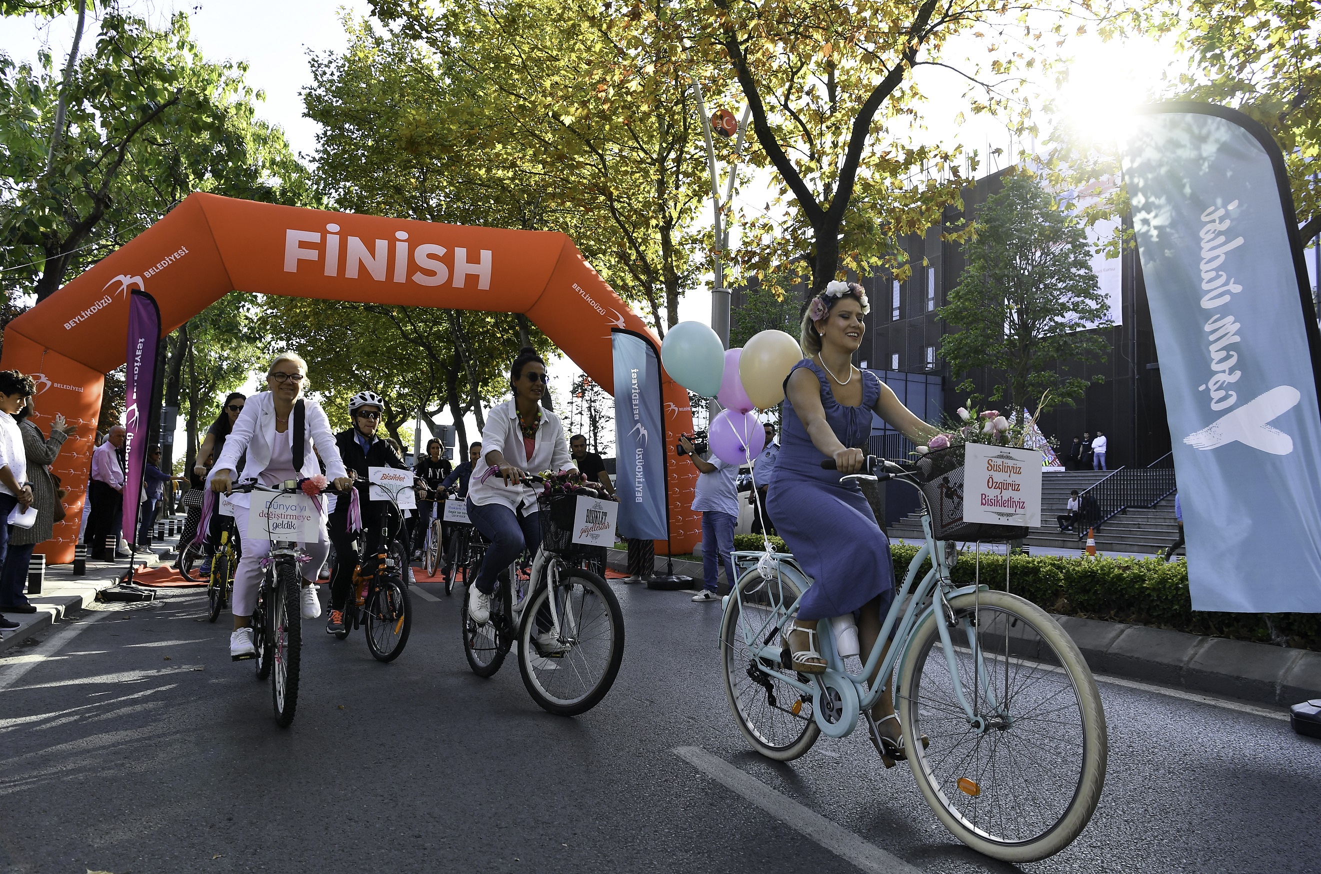 süslükadınlarbisikletturu (2)